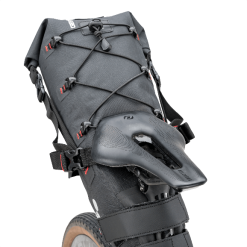 Geosmina Sadeltaske Large 15L 9 Geosmina Sadeltaske Large 15L -Cykelanhængere Butik Geosmina Sadeltaske Large 15L 1674204449 03